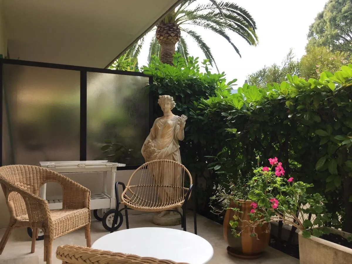 Apartment Un Coin De Paradis Cannes