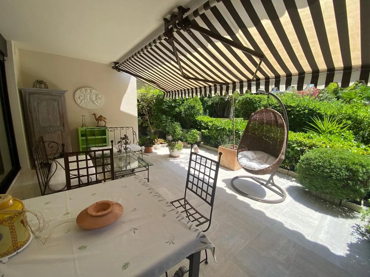 Apartment Un Coin De Paradis Cannes