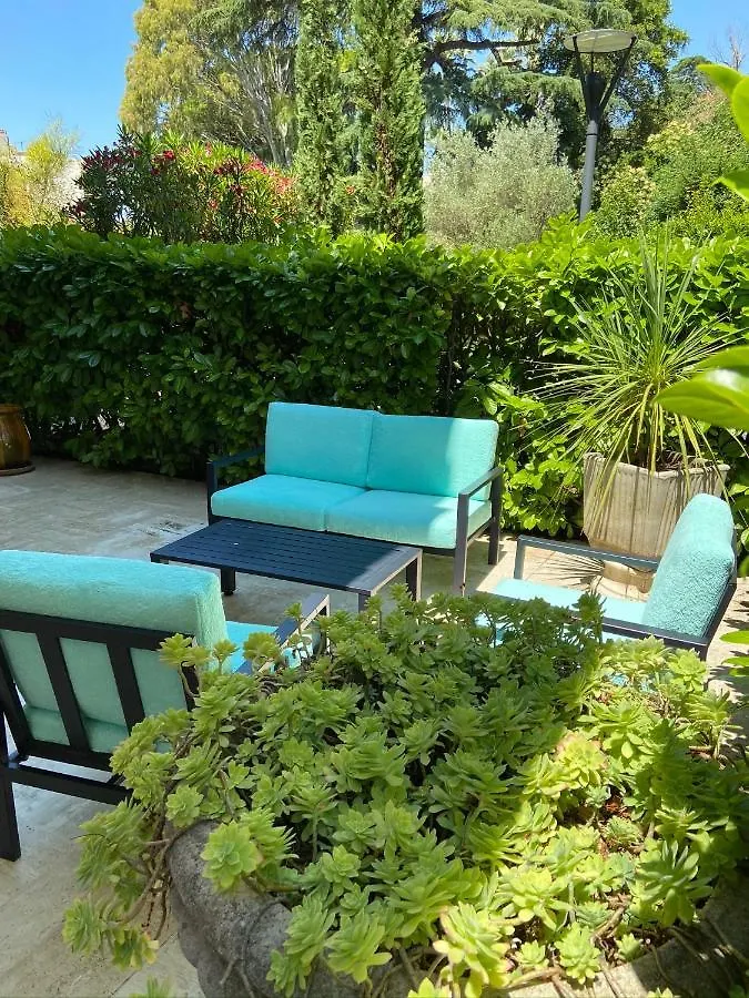 Apartment Un Coin De Paradis Cannes